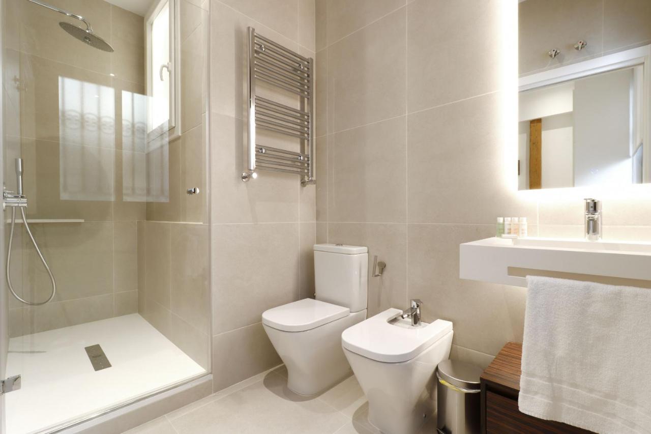 Reina Sofia Boutique II Apartment มาดริด ภายนอก รูปภาพ
