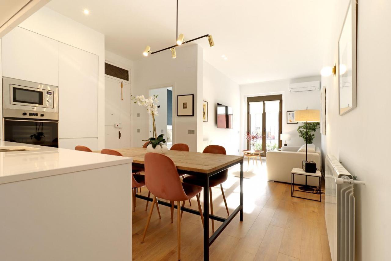 Reina Sofia Boutique II Apartment มาดริด ภายนอก รูปภาพ